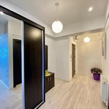 Promenada Sea View Mamaia Nord Apartmán *